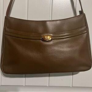 Etienne Aigner taupe leather shoulder bag